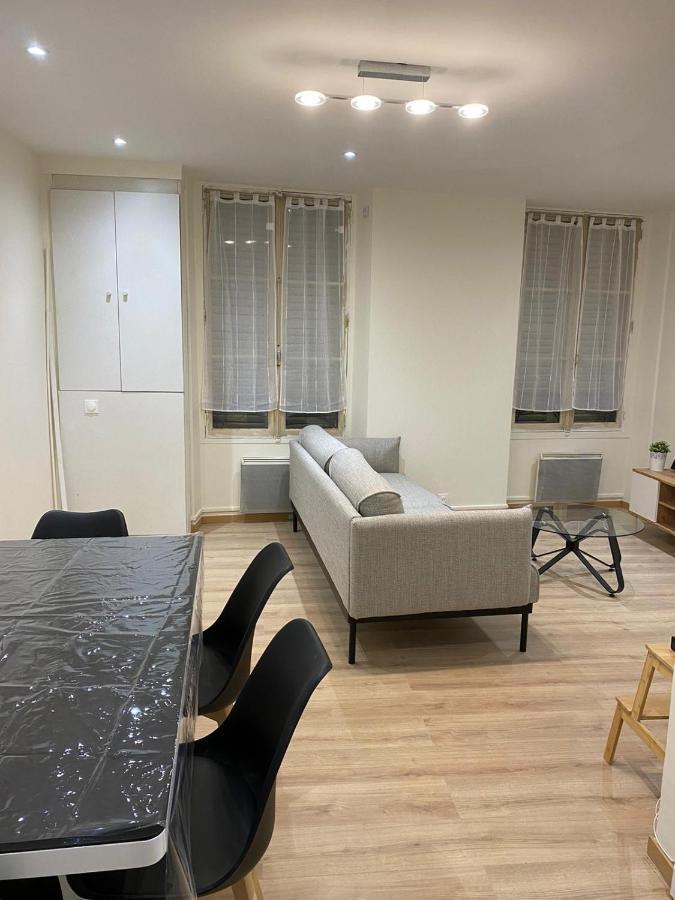 Grand F4 De 71M2 Pour 6 Personnes En Plein Centre Ville 阿尔帕容 外观 照片