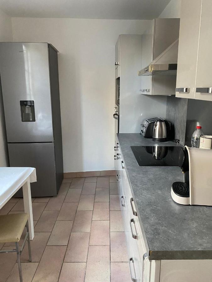 Grand F4 De 71M2 Pour 6 Personnes En Plein Centre Ville 阿尔帕容 外观 照片